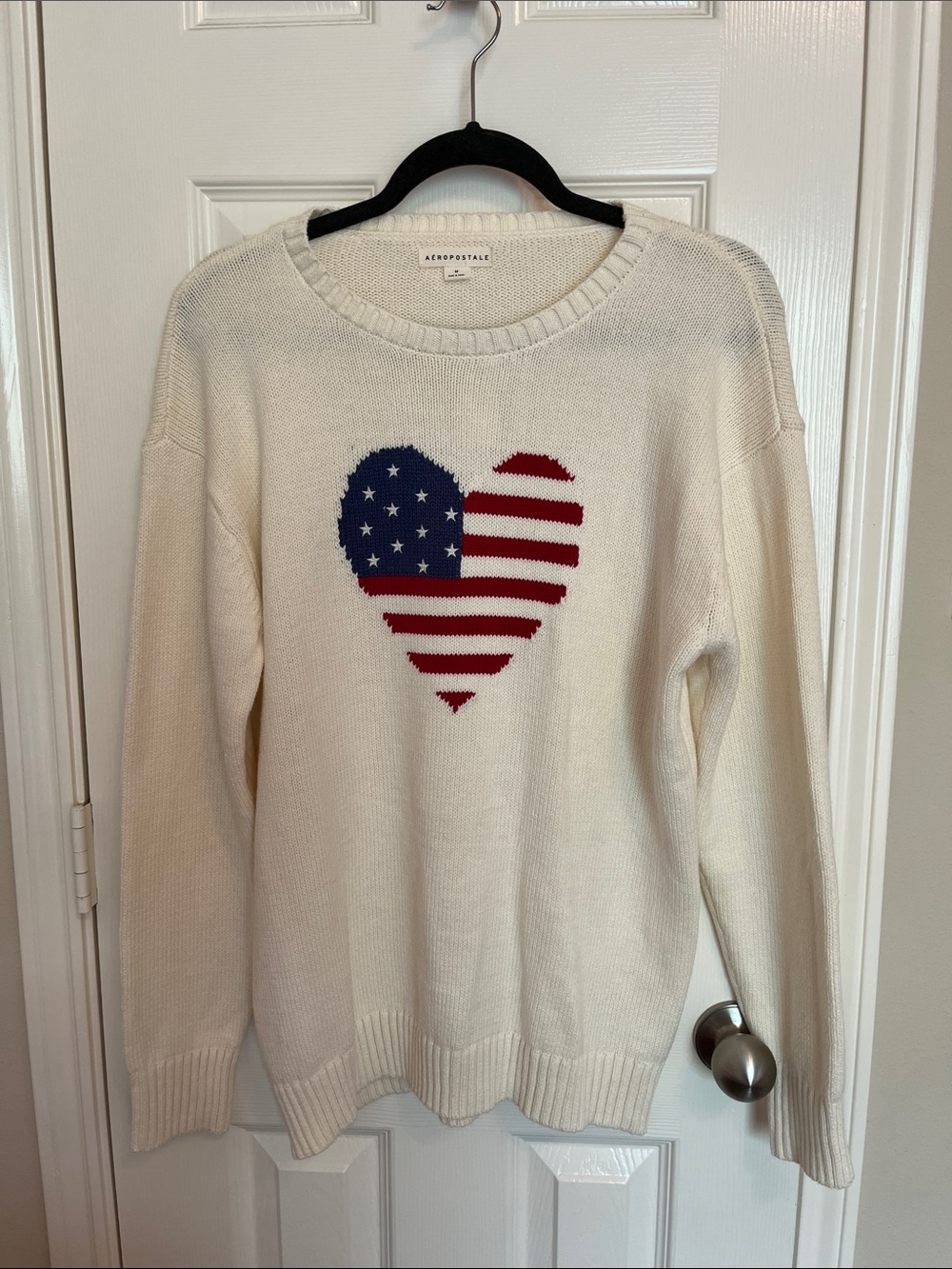 NWT Aeropostale Flag Heart Sweater - Picture 2 of 8